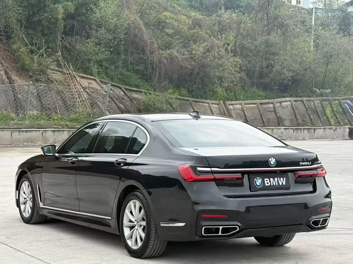 BMW 7 Series 2016 730Li Luxury фото 6