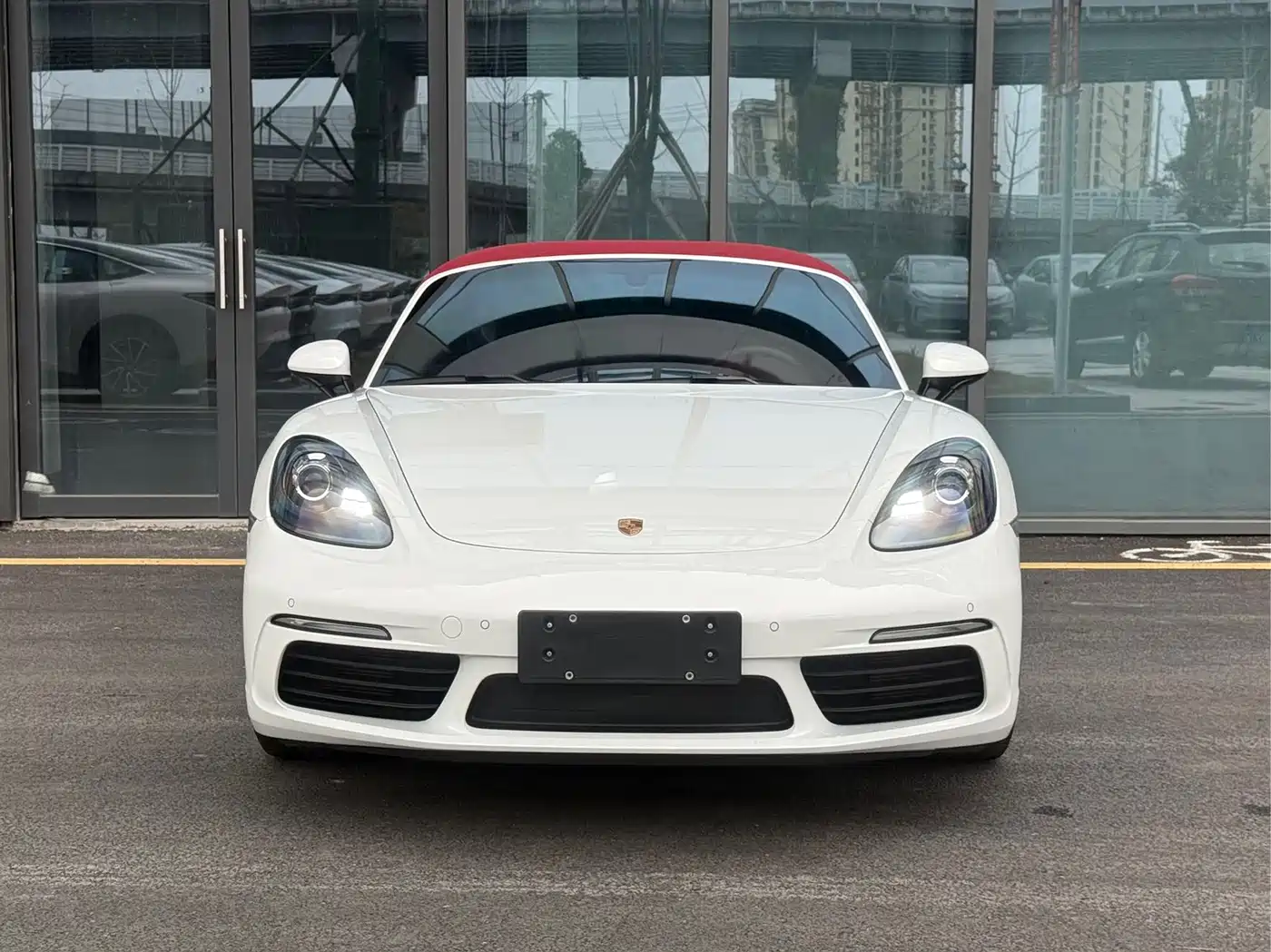 Porsche 718 2022 Boxster 2.0T фото 2