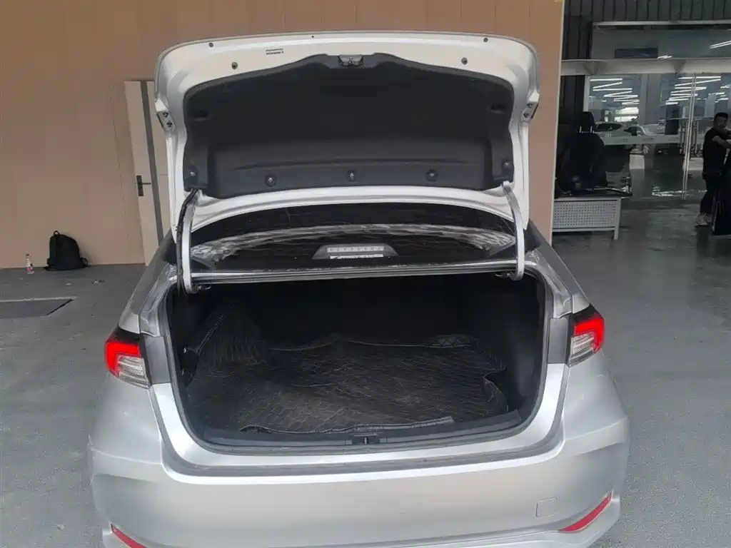 Toyota Corolla 2024 2023 1.8L Smart Hybrid Dual Engine Elite Edition