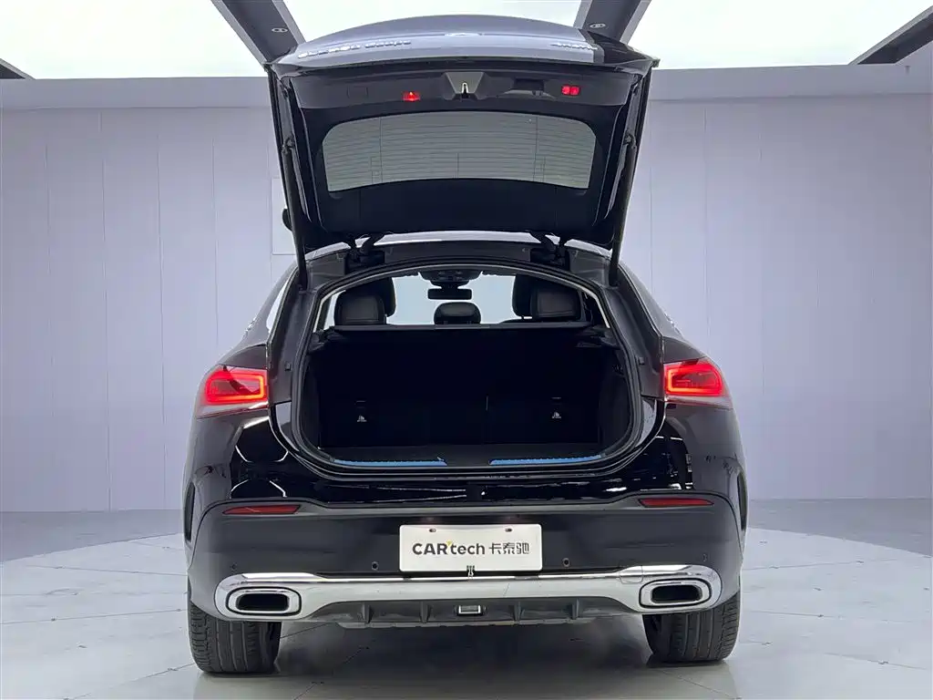 Mercedes-Benz GLE Coupe 2020 GLE 350 4MATIC Coupe SUV Fashion фото 13
