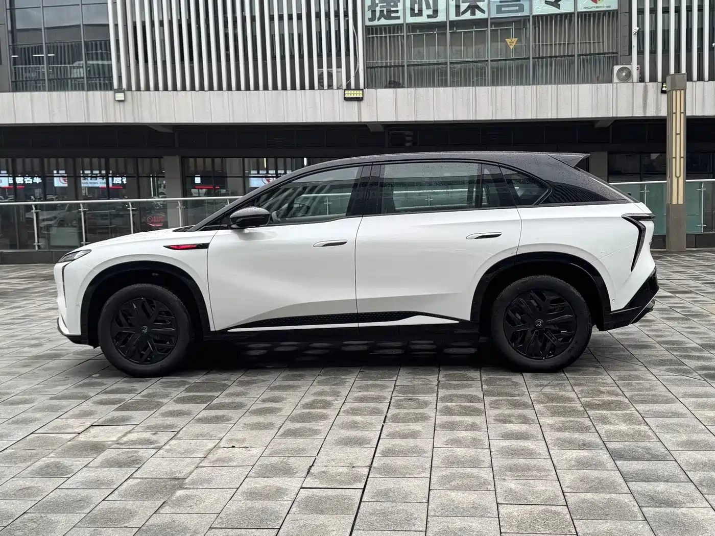 Hongqi Tian Gong 08 2026 2025 605 Pioneer Edition