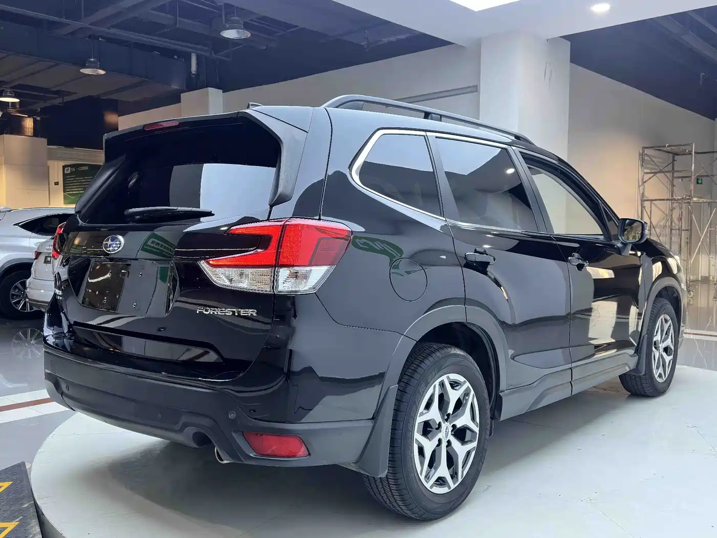 SUBARU FORESTER