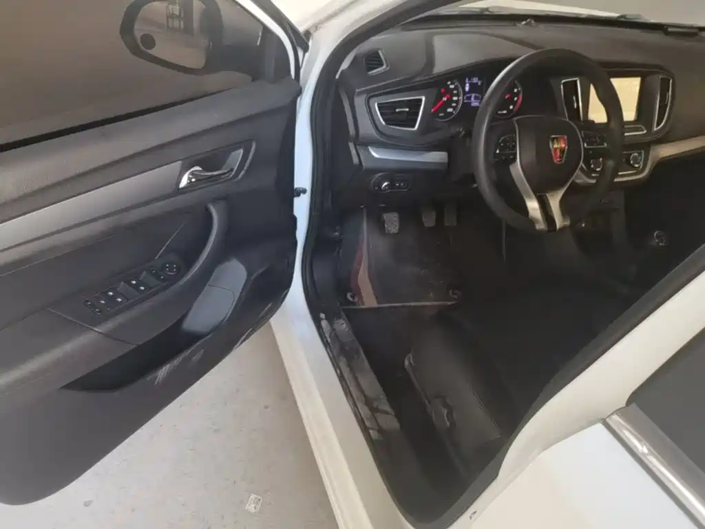 Roewe 360 2018 2018 PLUS 1.5L Manual Exclusive Edition