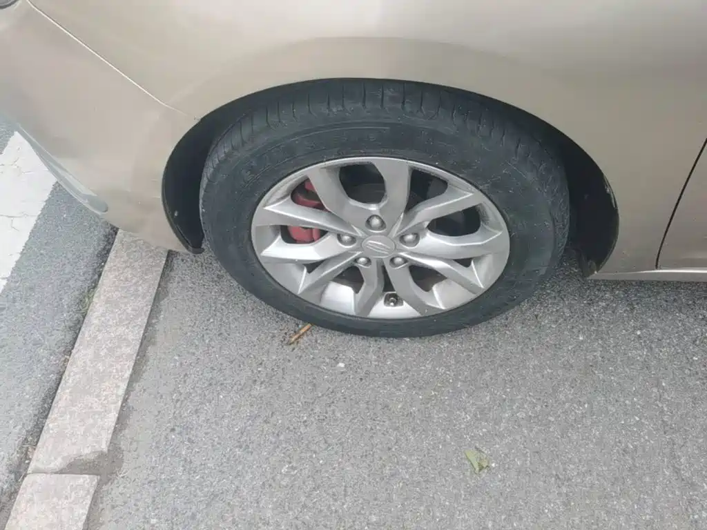 Photo 23 - Geely Emgrand GL