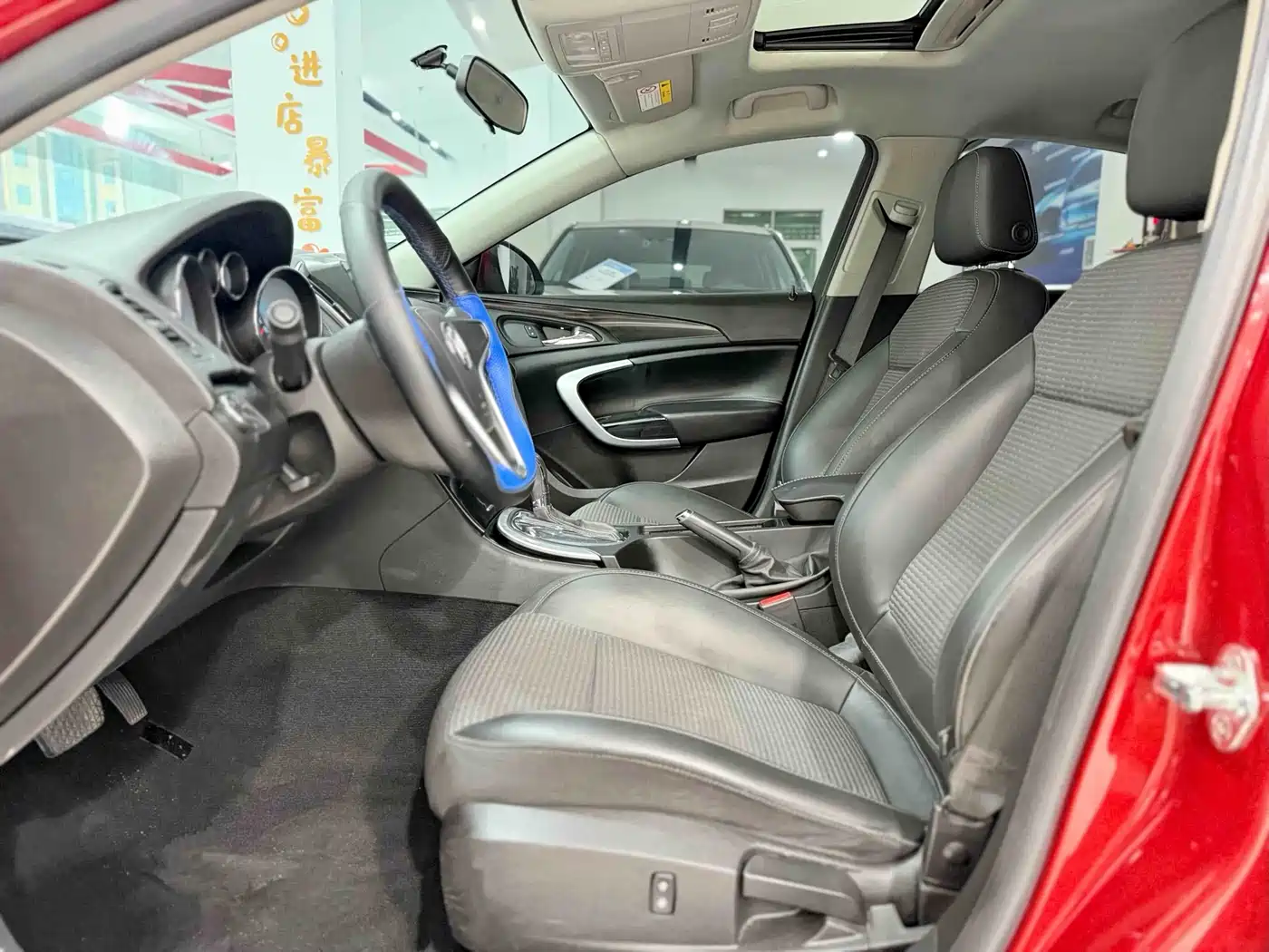Buick Regal 2015 1.6T Leading Tech Edition фото 4