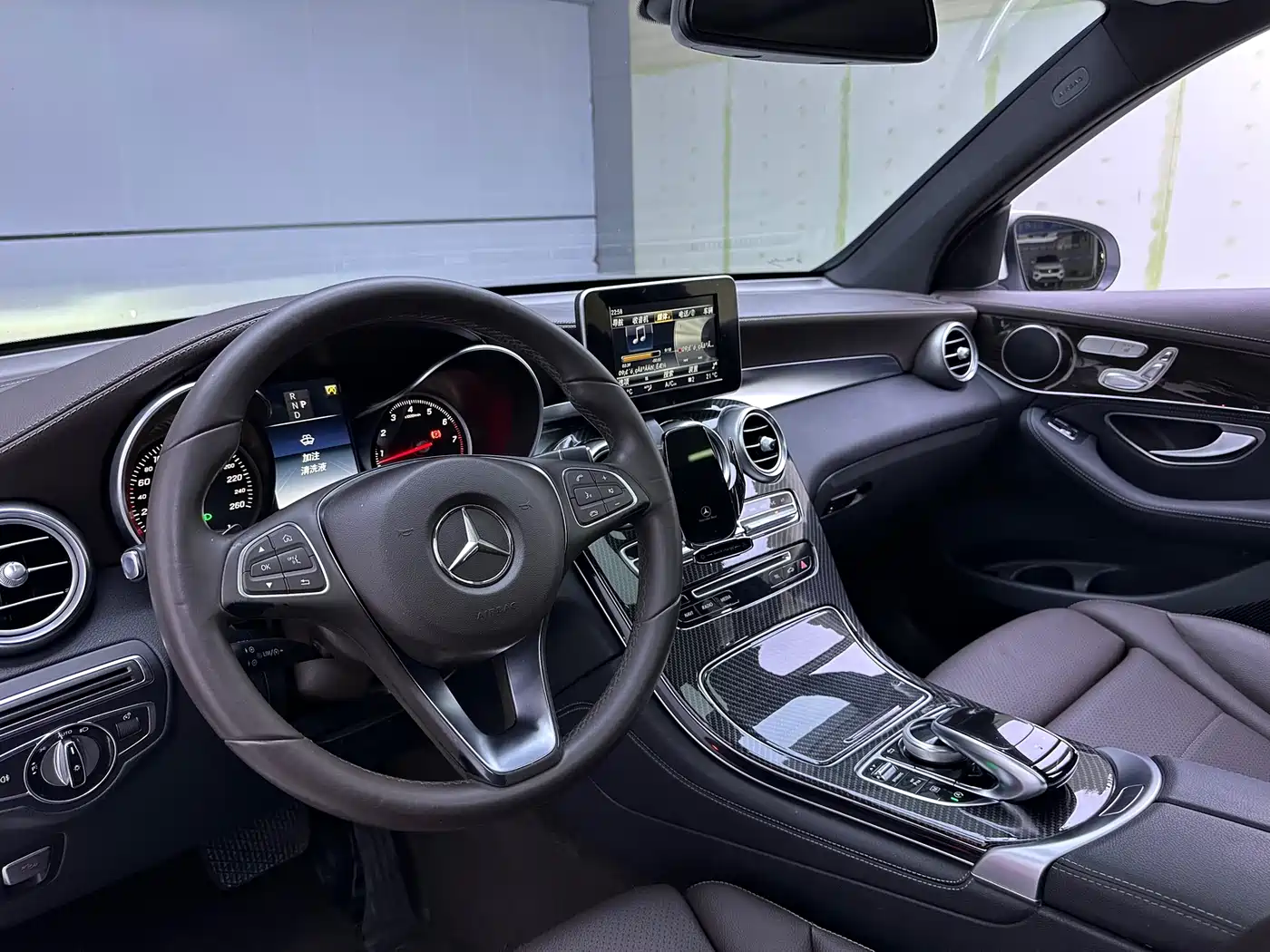 Mercedes-Benz GLC 2017 GLC 260 4MATIC Dynamic фото 10