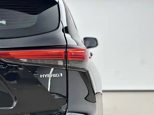 Toyota Crown Kluger 2021 2.5L HEV 4WD Elite — фото 3