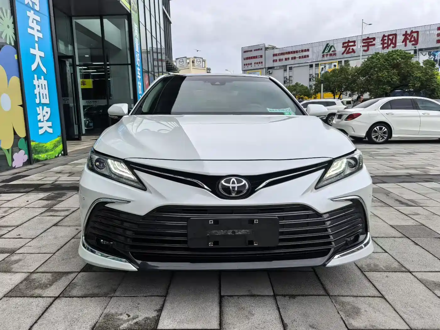 Toyota Camry 2021 2.5G Luxury Edition фото 2