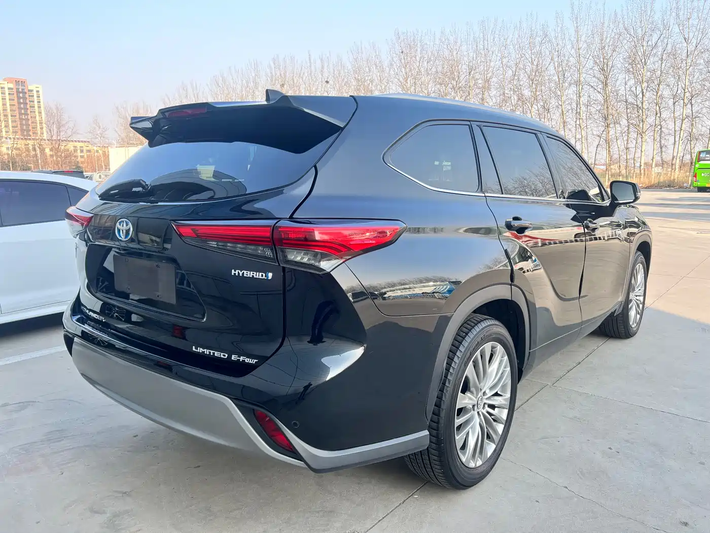 TOYOTA HIGHLANDER