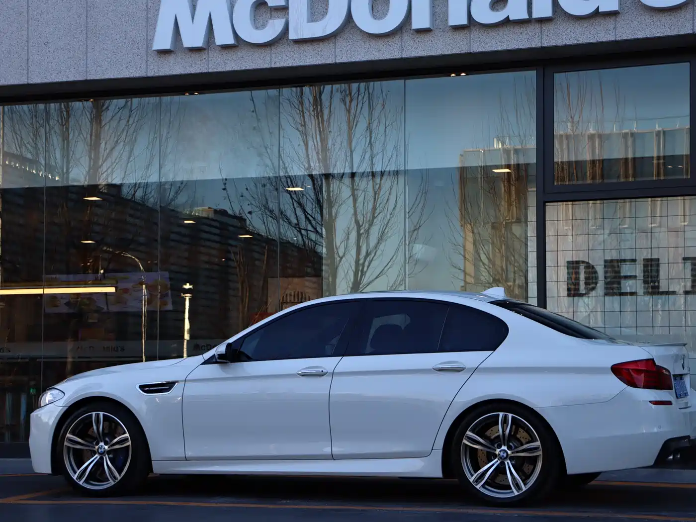 BMW M5 2012 M5 фото 10
