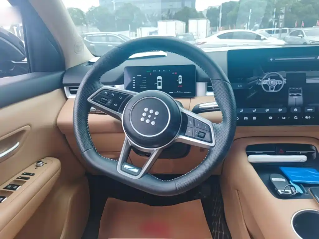 Landian E5 PLUS 2025 2025 165km Long Range Pro (5-Seater)
