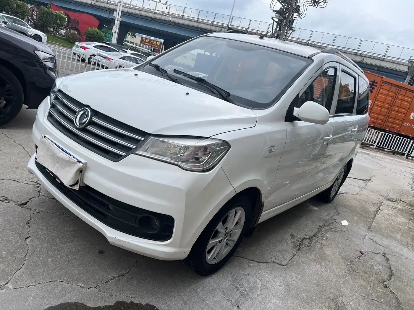 Dongfeng Fengguang 330 2018 1.5L 330S Comfort Model DK15