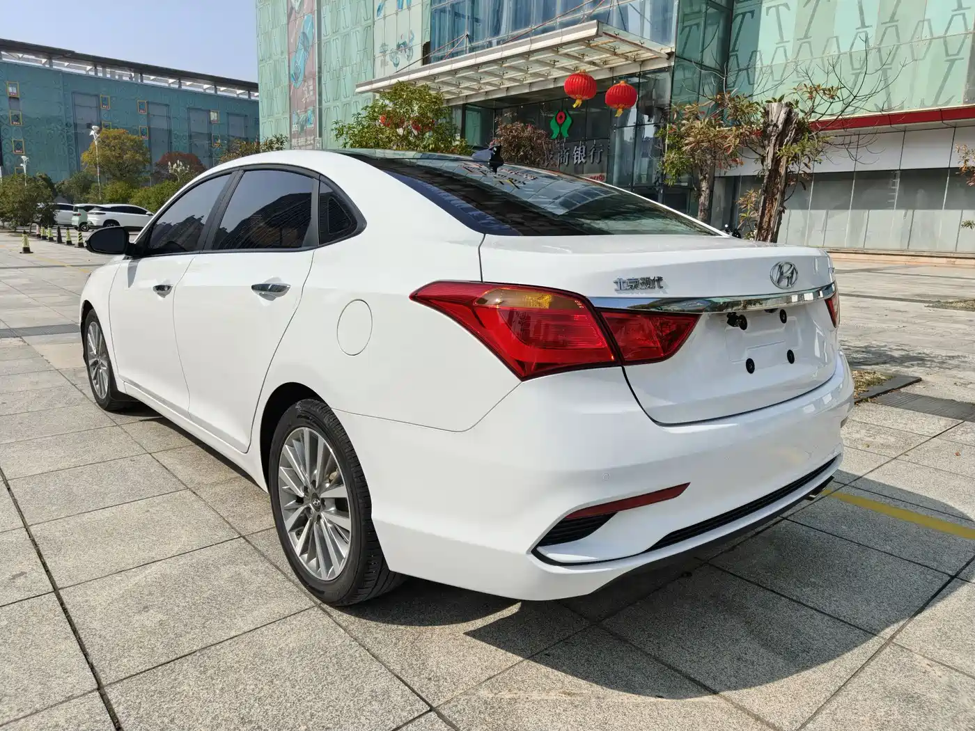 HYUNDAI NAME PICTURE