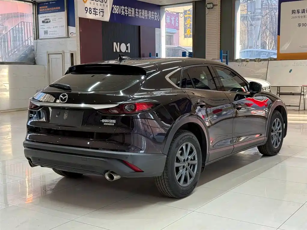 MAZDA CX 4