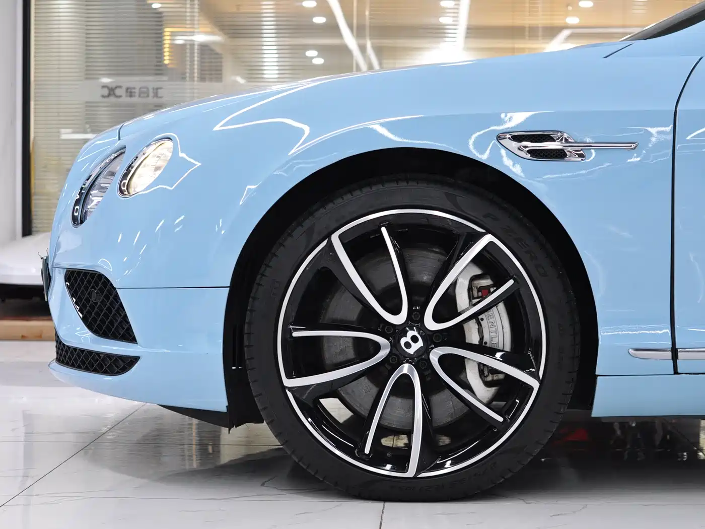 Bentley Continental 2012 4.0T GT V8 фото 3