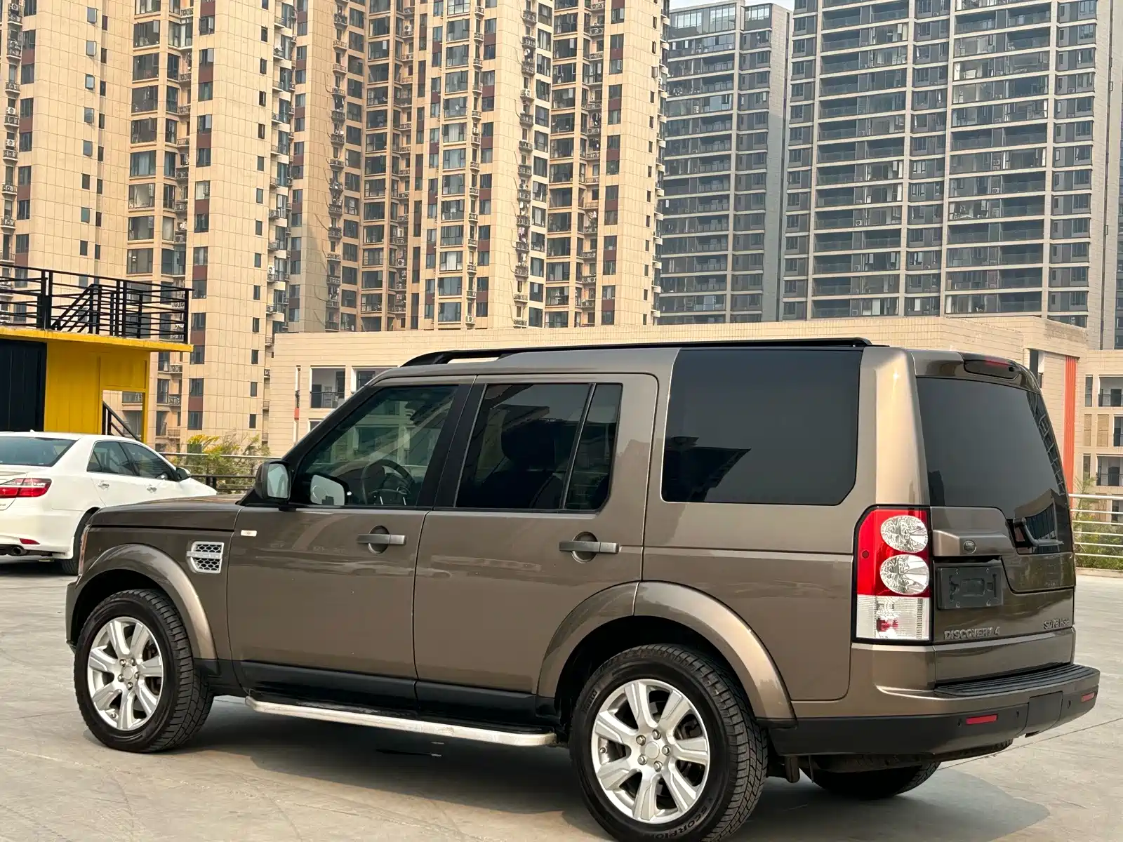 Фото 6 - Land Rover Discovery