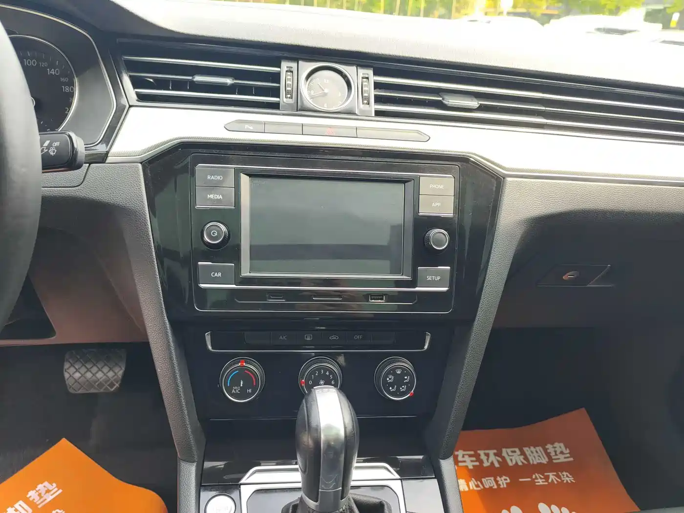 Volkswagen Magotan 2019 330TSI DSG Leading China V фото 11