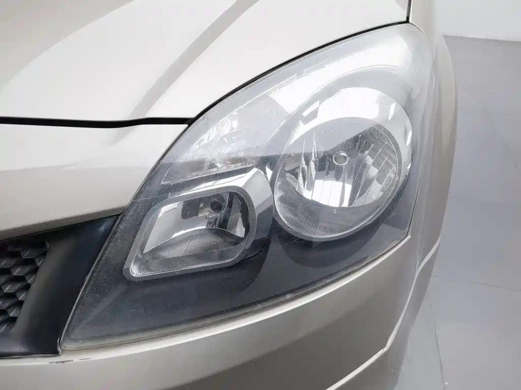 Renault Koleos (Import) 2010 2010 2.5L 4WD Comfort
