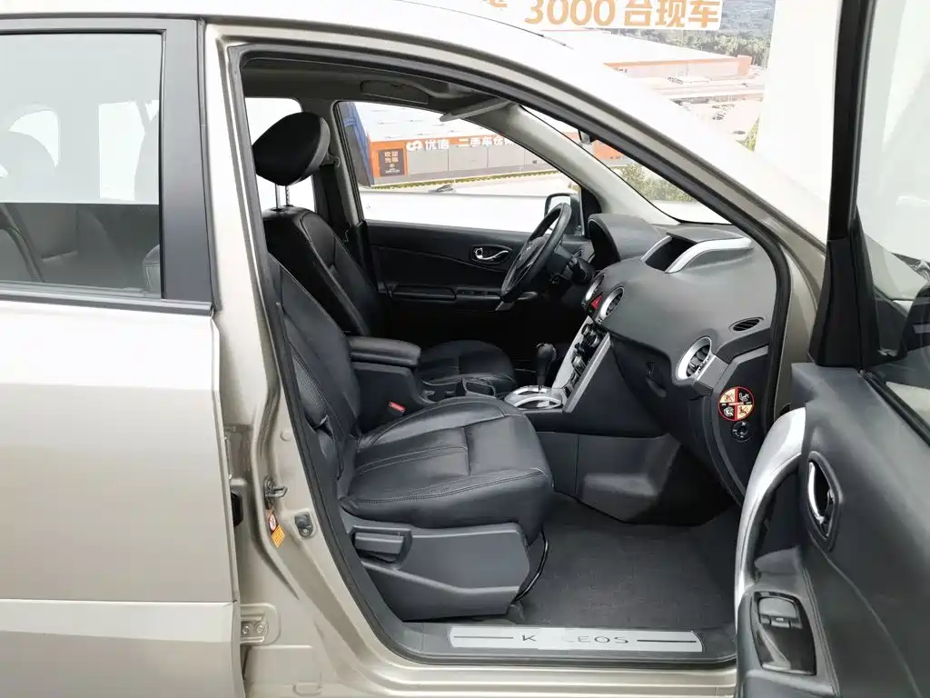 Renault Koleos (Import) 2010 2010 2.5L 4WD Comfort