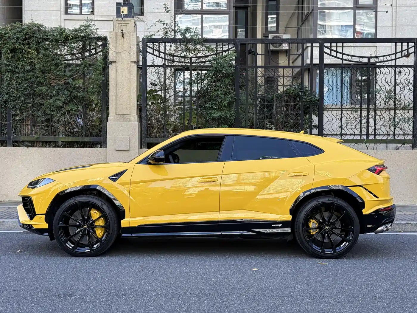 Lamborghini Urus 2023 4.0T V8 S фото 3