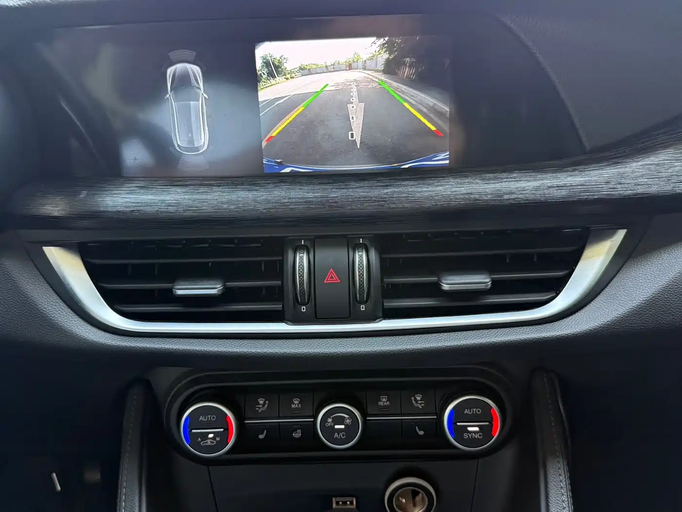 Alfa Romeo Stelvio 2021 2020 2.0T 280HP Luxury Edition