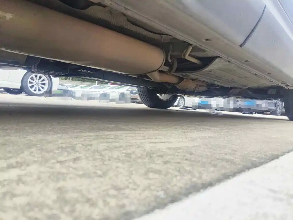 Фото 4 - Hyundai Santa Fe