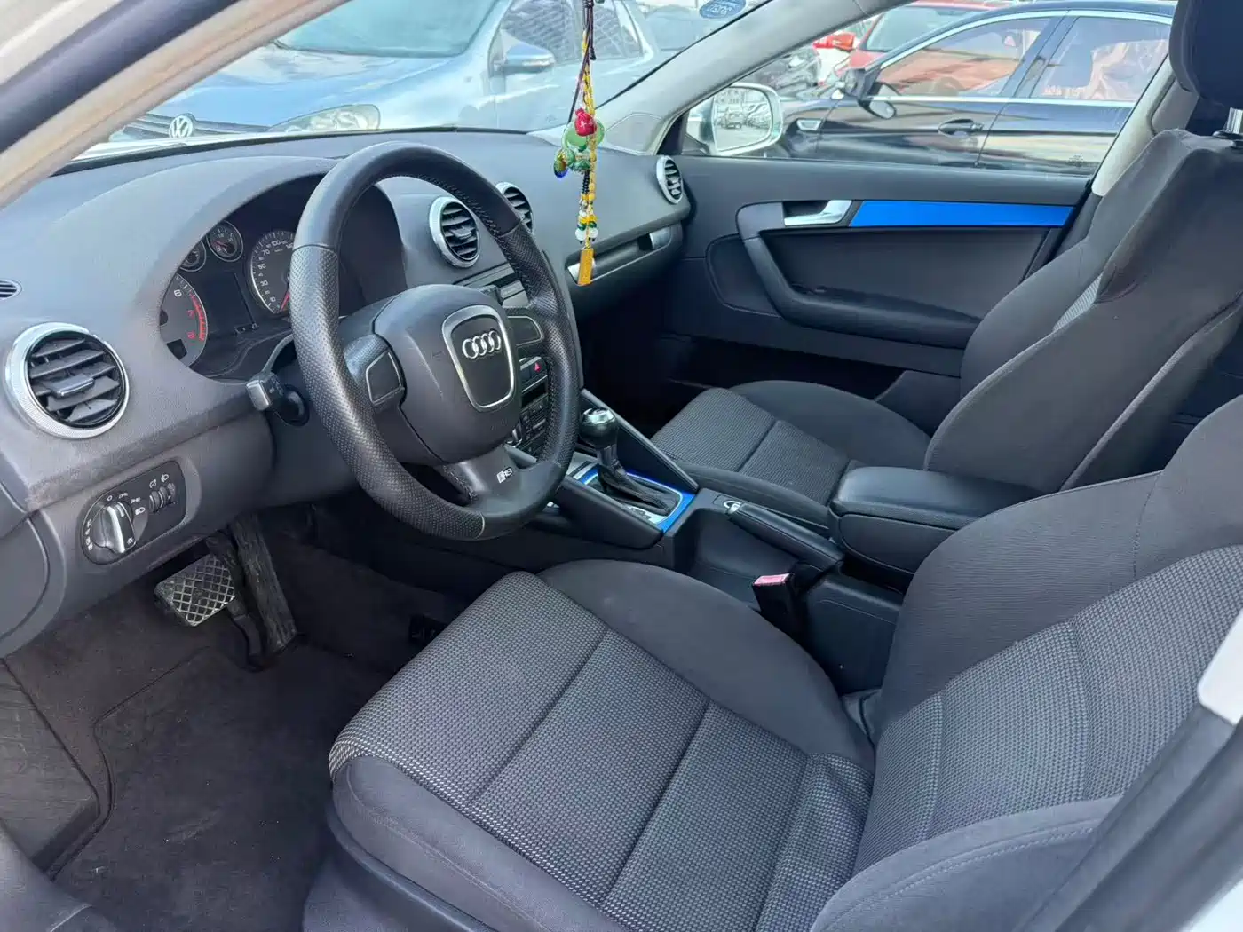Audi A3 (Import) 2010 Sportback 1.4T Comfort Model фото 4