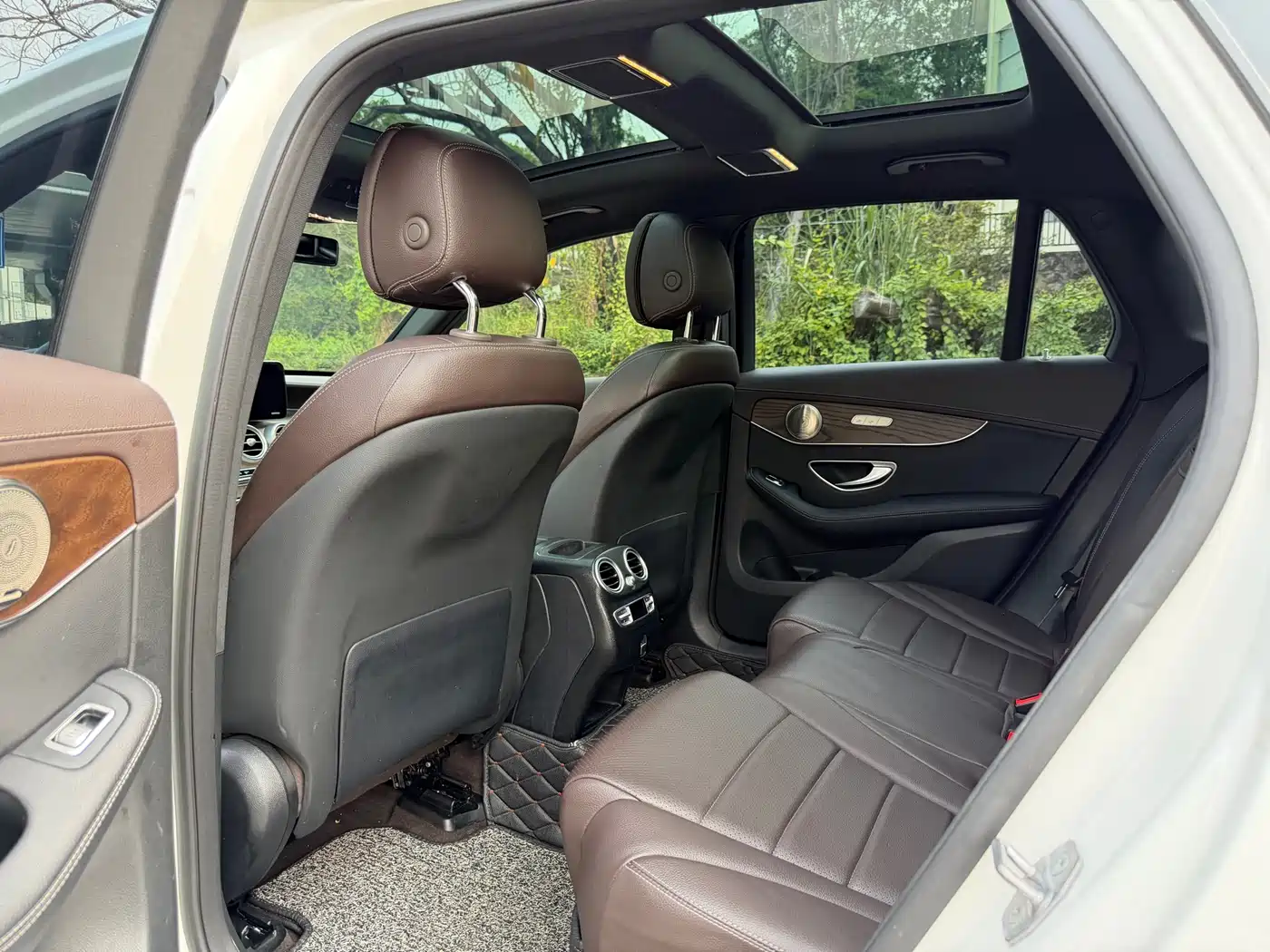 Mercedes-Benz GLC 2022 Facelift GLC 300 L 4MATIC Luxury фото 6