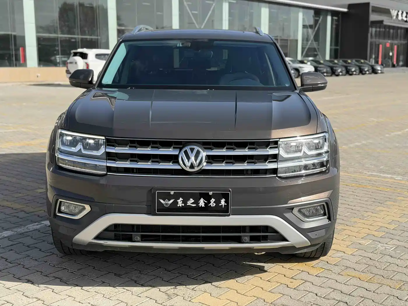 Volkswagen Teramont 2019 380TSI 4WD Luxury Edition China VI фото 4