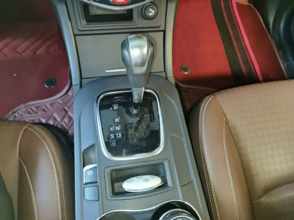 BYD S7 2017 2017 2.0T Automatic Luxury Model