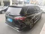 Фото 7 - Toyota Granvia