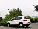 Photo 6 - Volkswagen Tiguan