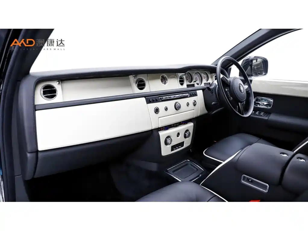 Rolls-Royce Phantom 2013 6.7L Extended Wheelbase (EWB) фото 6