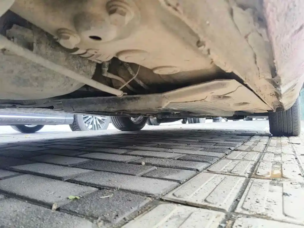 Фото 9 - Volkswagen Sagitar