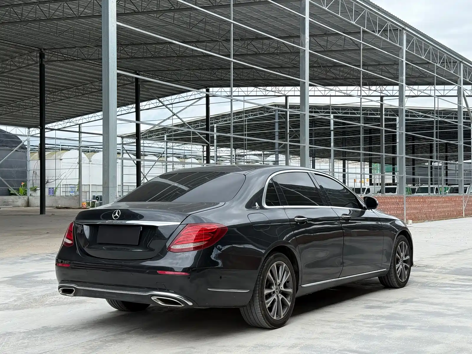 Фото 6 - Mercedes-Benz E-Class