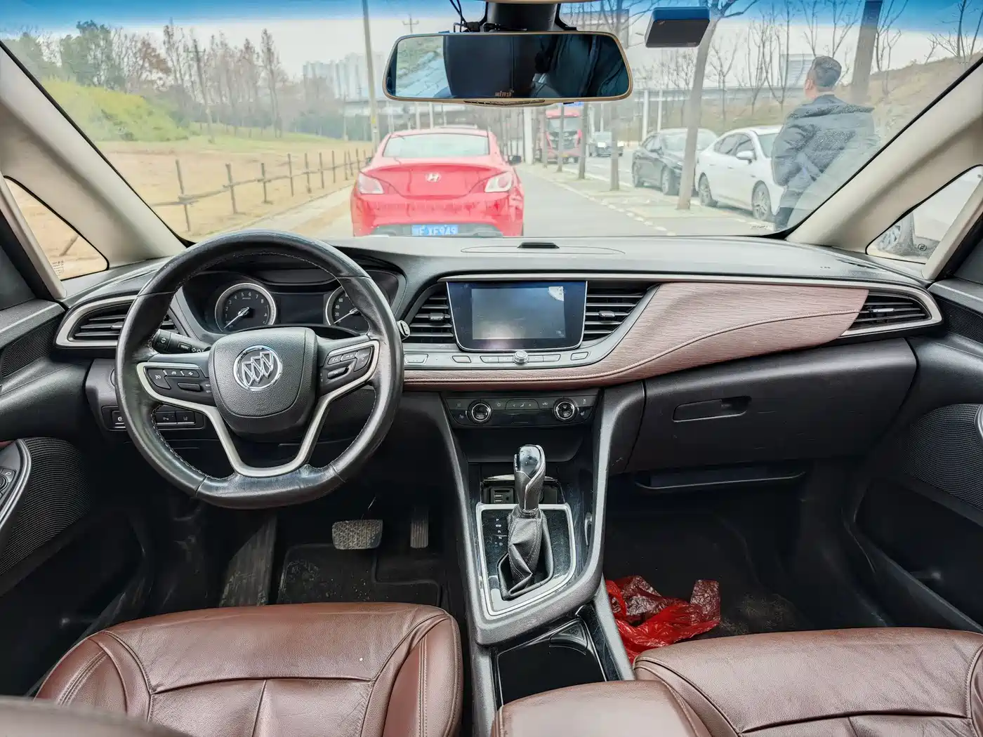Buick GL6 2018 18T 6-Seater Premium фото 5