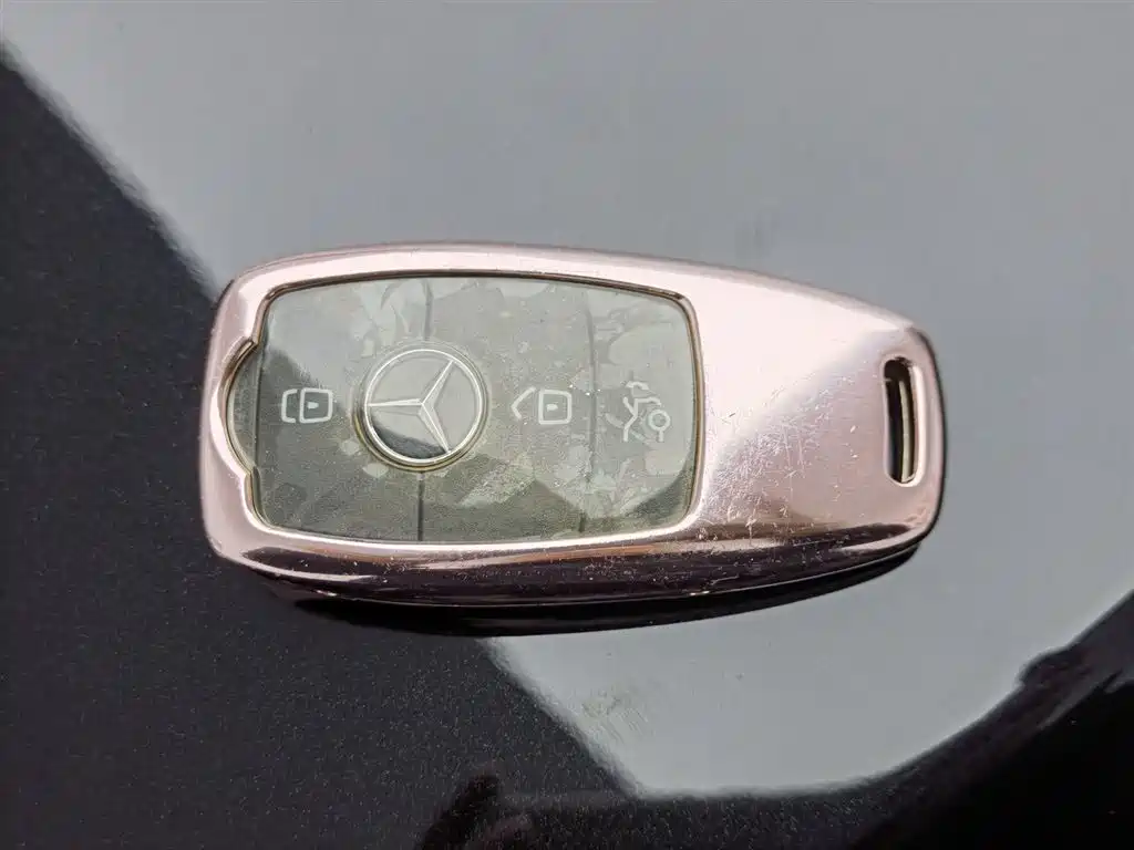 Mercedes-Benz GLE 2024 GLE 450 4MATIC Fashion фото 19
