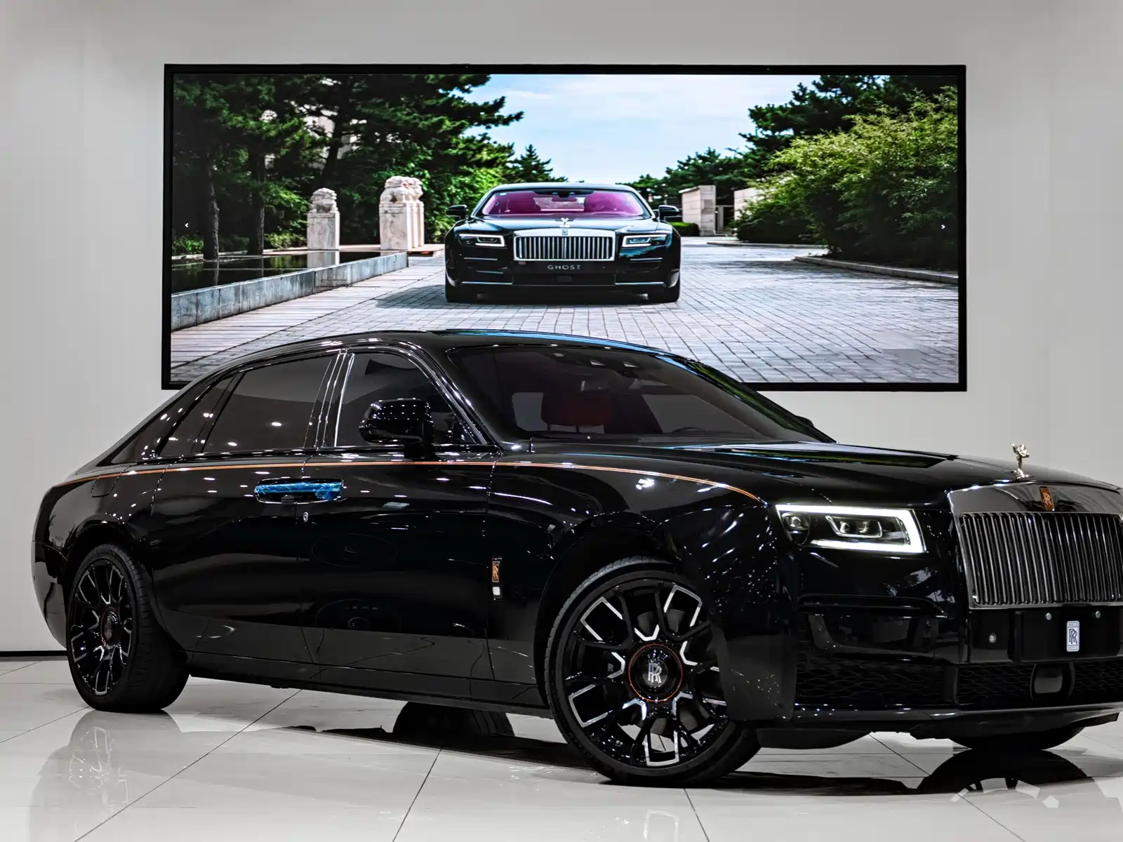 Фото 3 - Rolls-Royce Ghost
