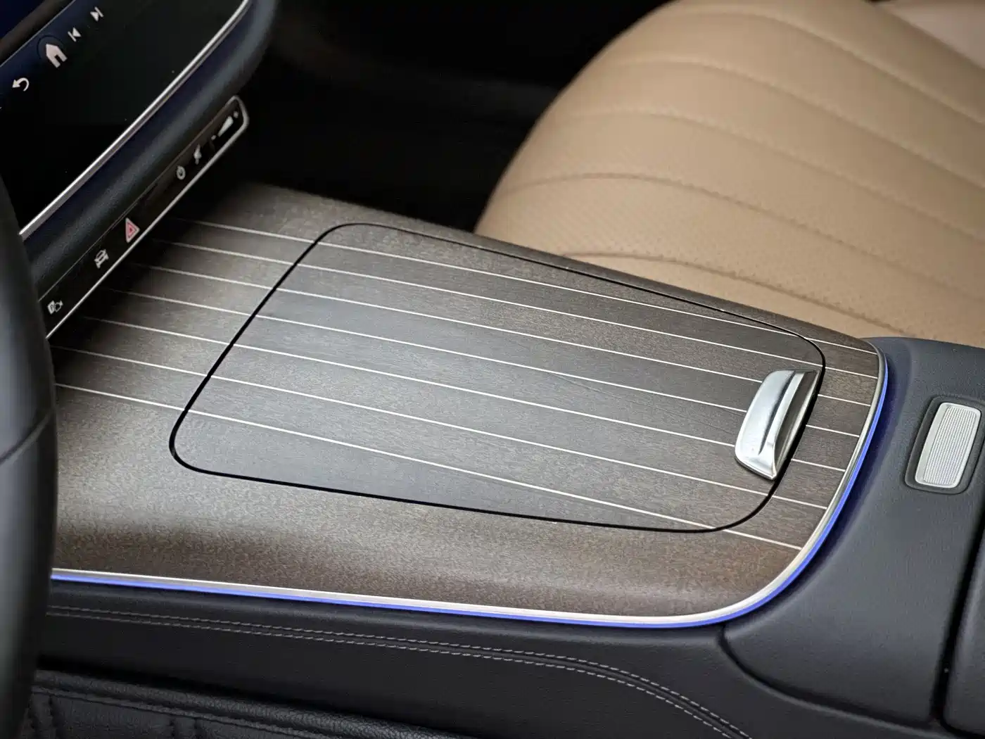 Mercedes-Benz E-Class 2025 E 300 L Luxury фото 12
