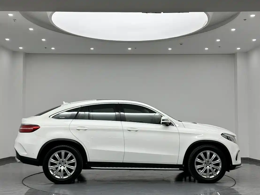 Mercedes-Benz GLE Coupe 2016 2015 GLE 320 4MATIC Coupe SUV