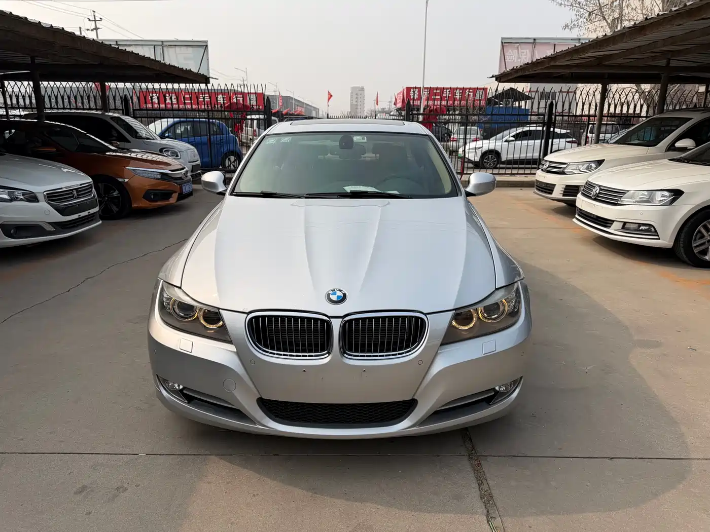 BMW 3 Series (Import) 2012 2010 320i Luxury