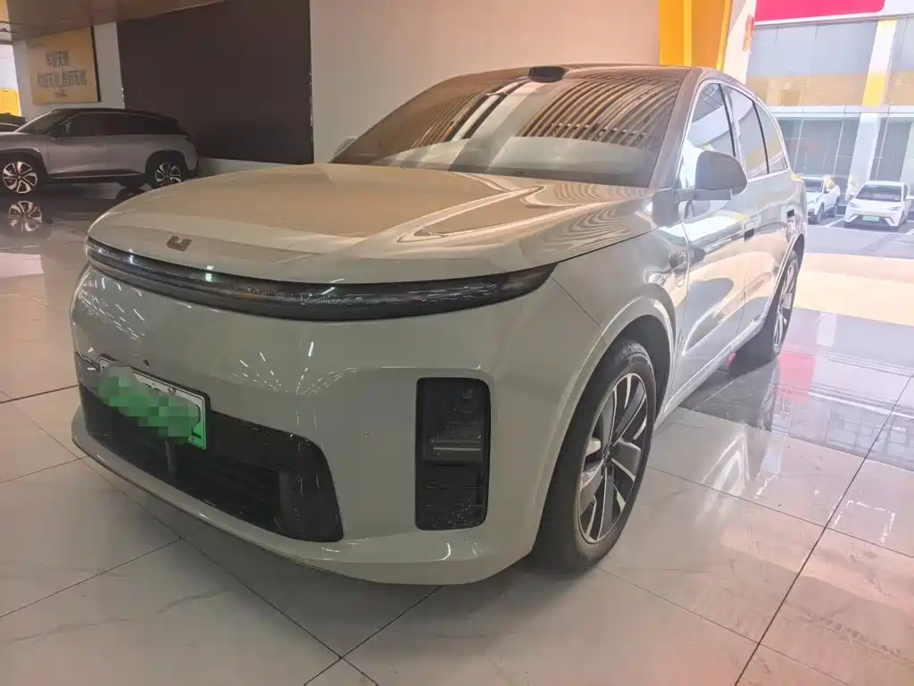 Li Auto L6  — пригон из Китая