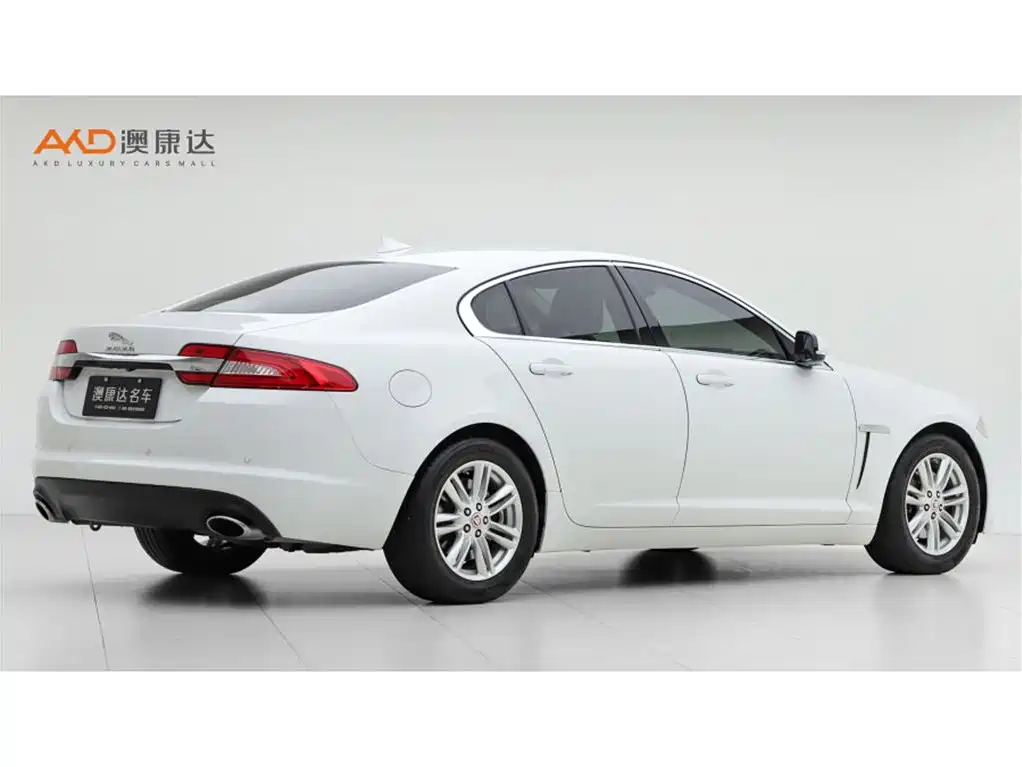 Jaguar XF 2015 2015 XF 2.0T Style Edition