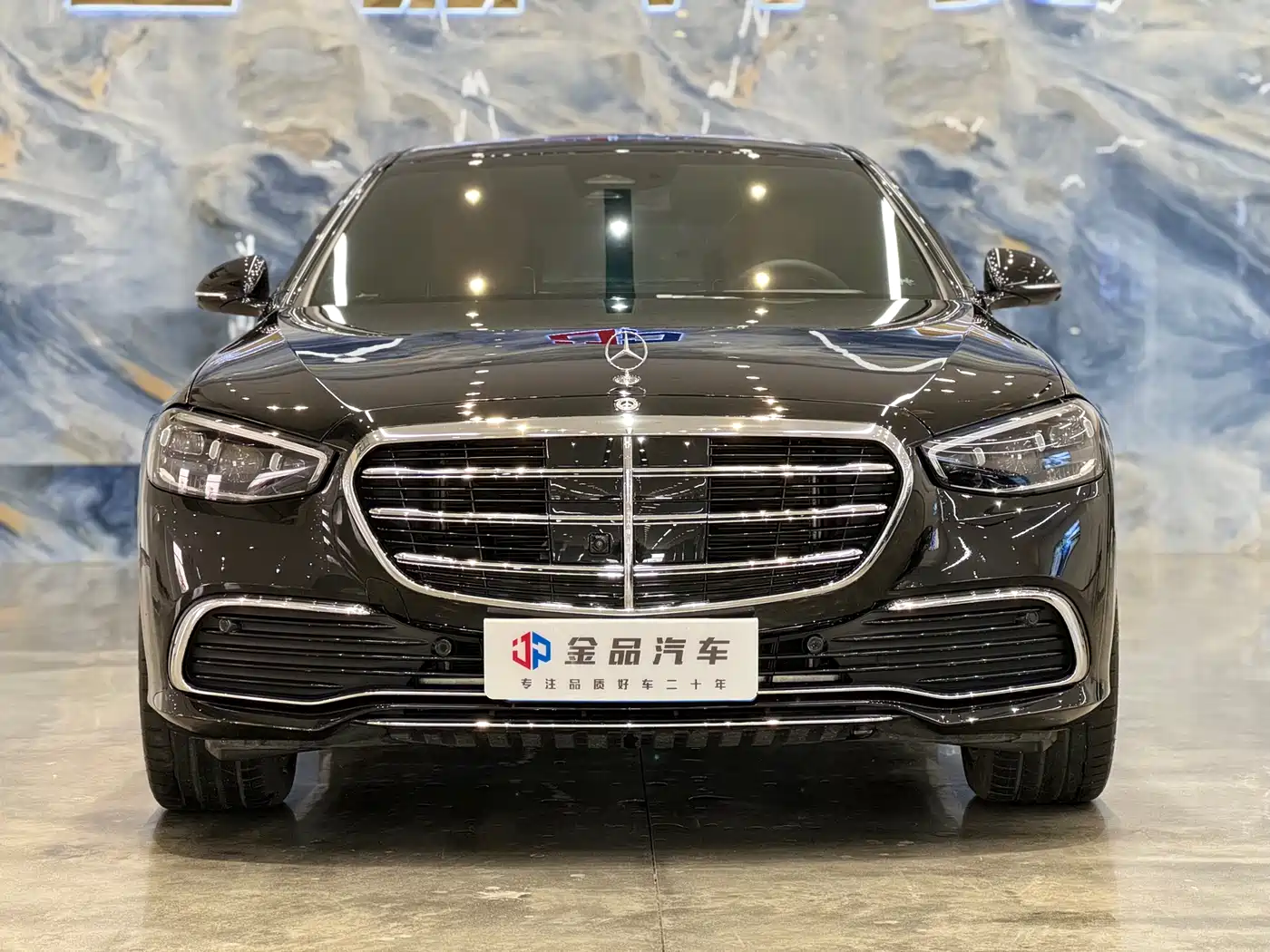 Mercedes-Benz S-Class 2024 S 400 L Luxury Edition фото 2