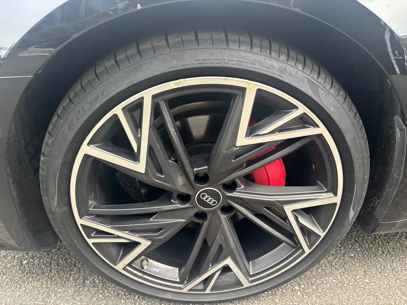 Фото 18 - Audi A7L