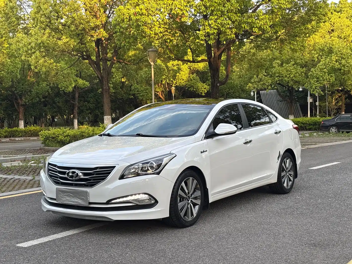 Hyundai Mistra 2016 1.6T Automatic Smart GLS