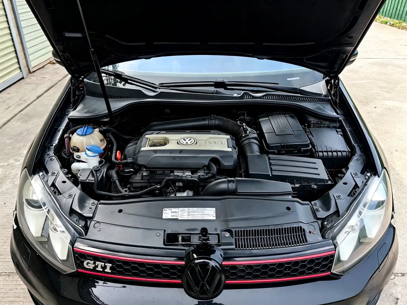 Volkswagen Golf GTI 2012 2.0TSI GTI фото 14