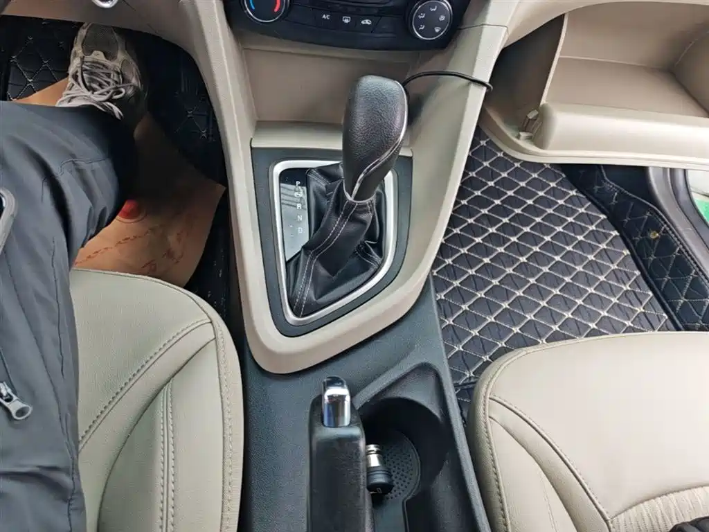 Buick Excelle 2016 15N Automatic Elite фото 14