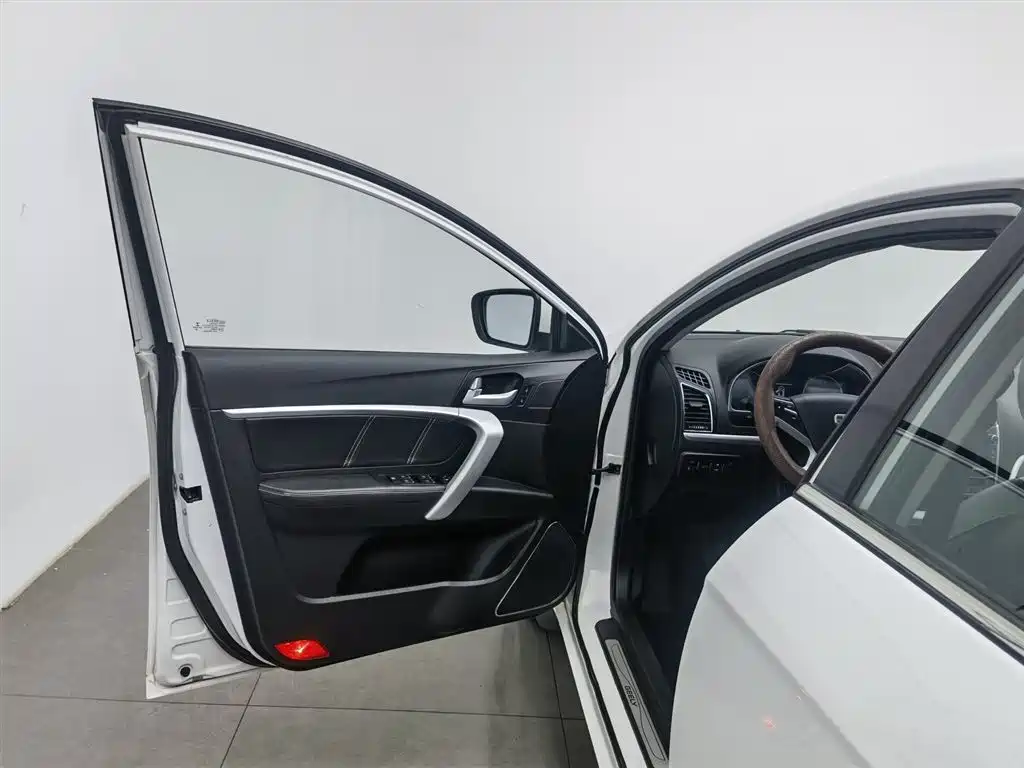 GEELY AUTOMOBILE EMGRAND