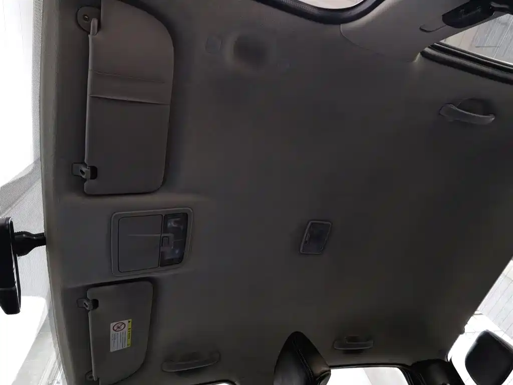 Isuzu D-MAX 2018 3.0T 4WD Automatic Ultra Luxury 4JJ1-TC HI фото 14